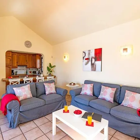 Casa Luisa, Charming 3 Bed In Matagorda ヴィラ