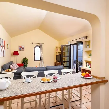 Casa Luisa, Charming 3 Bed In Matagorda Villa Puerto del Carmen (Lanzarote)
